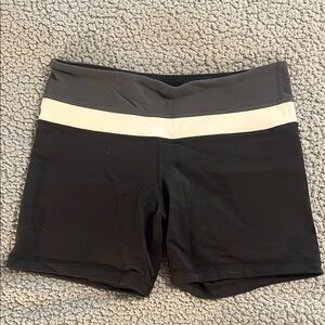Lululemon Athletica Black and Gray Athletic Shorts with Fitted Design